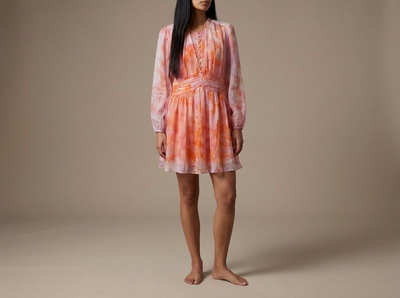Fade dress