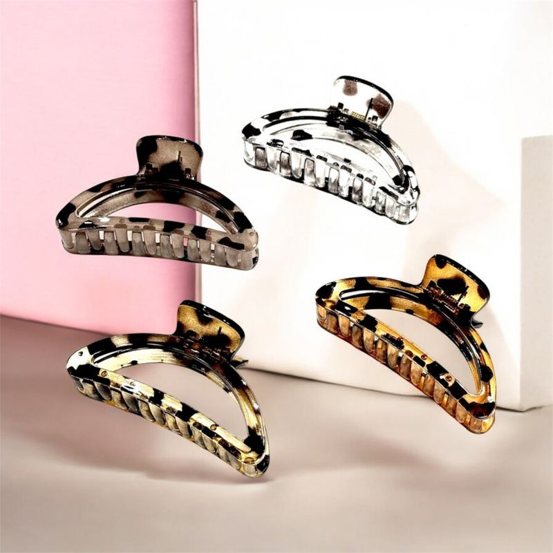 Hårklype leo print hvit