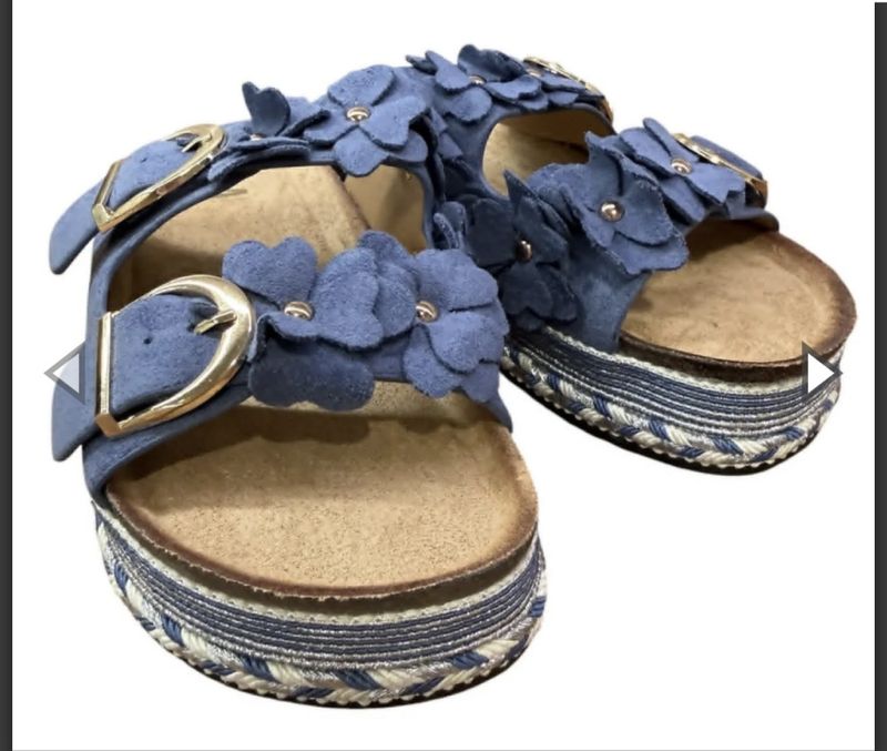Sandal blå blomst 
