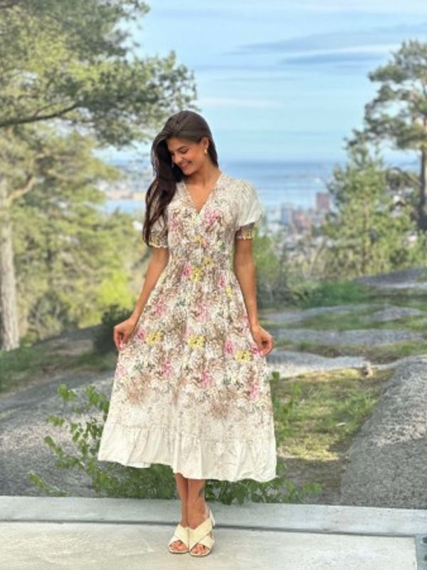 Romantisk Kjole Beige 