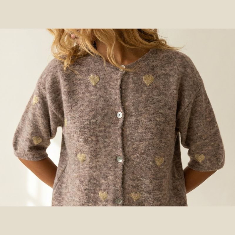 Cardigan med små hjerter rosa