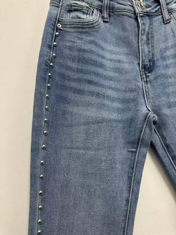 Nagle jeans