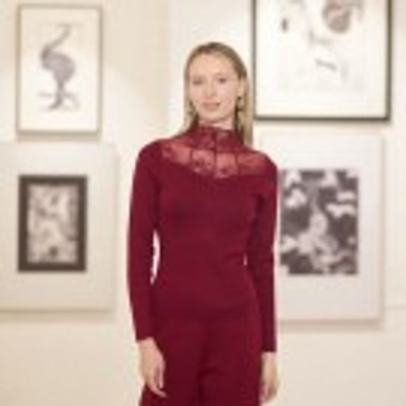 Cassie topp burgunder